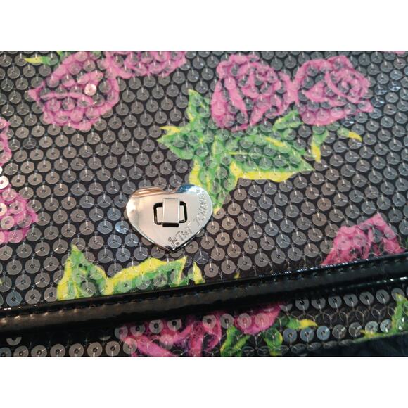 Betsey Johnson  floral sequined black Purse crossbody handbag shoulder bag   *E - Picture 3 of 7